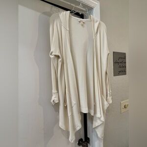 Style & Co Waffle Women's Cream Hooded Sweater - XL Very Stylish To Just Slip On